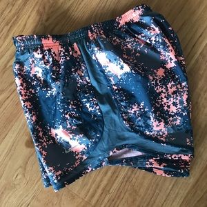 Nike Dri-Fit shorts - S